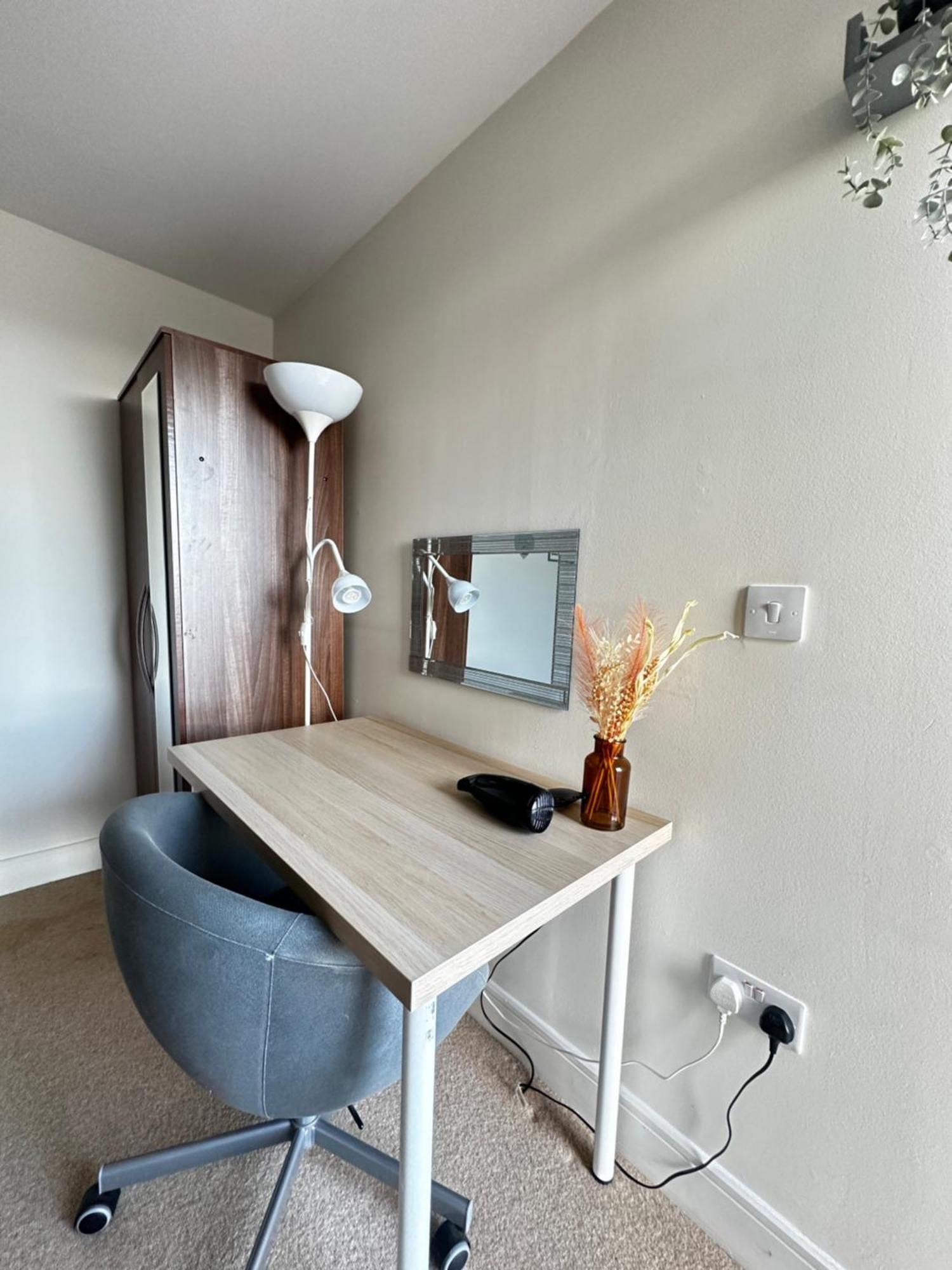 Coastline Apt Nearby The Beach Swansea Exteriör bild